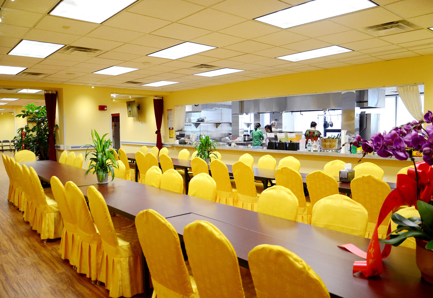 sunlight-healthy-adult-senior-care-dining-hall-kitchen