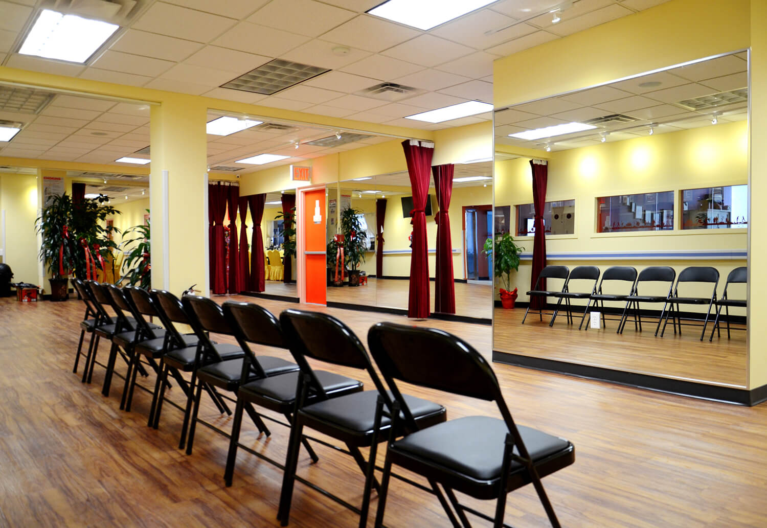 sunlight-fun-adult-senior-care-dance-studio